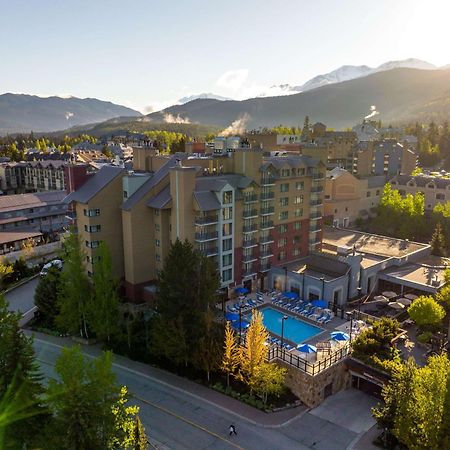 Hilton Whistler Resort & Spa Exterior foto