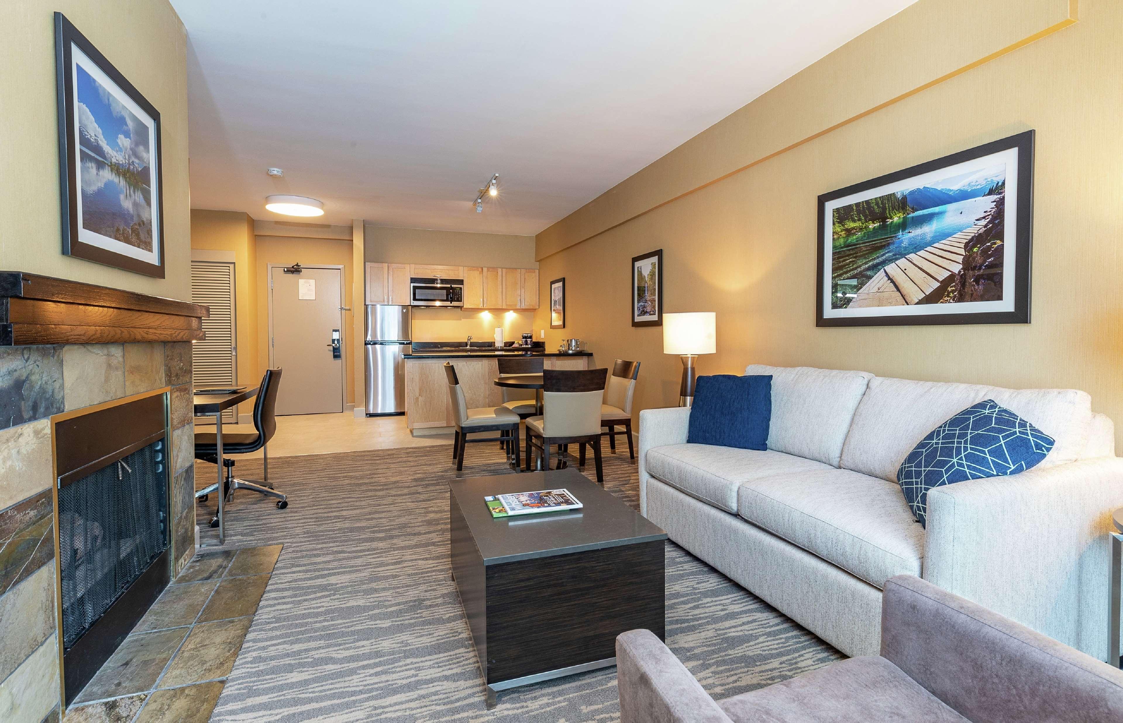 Hilton Whistler Resort & Spa Exterior foto