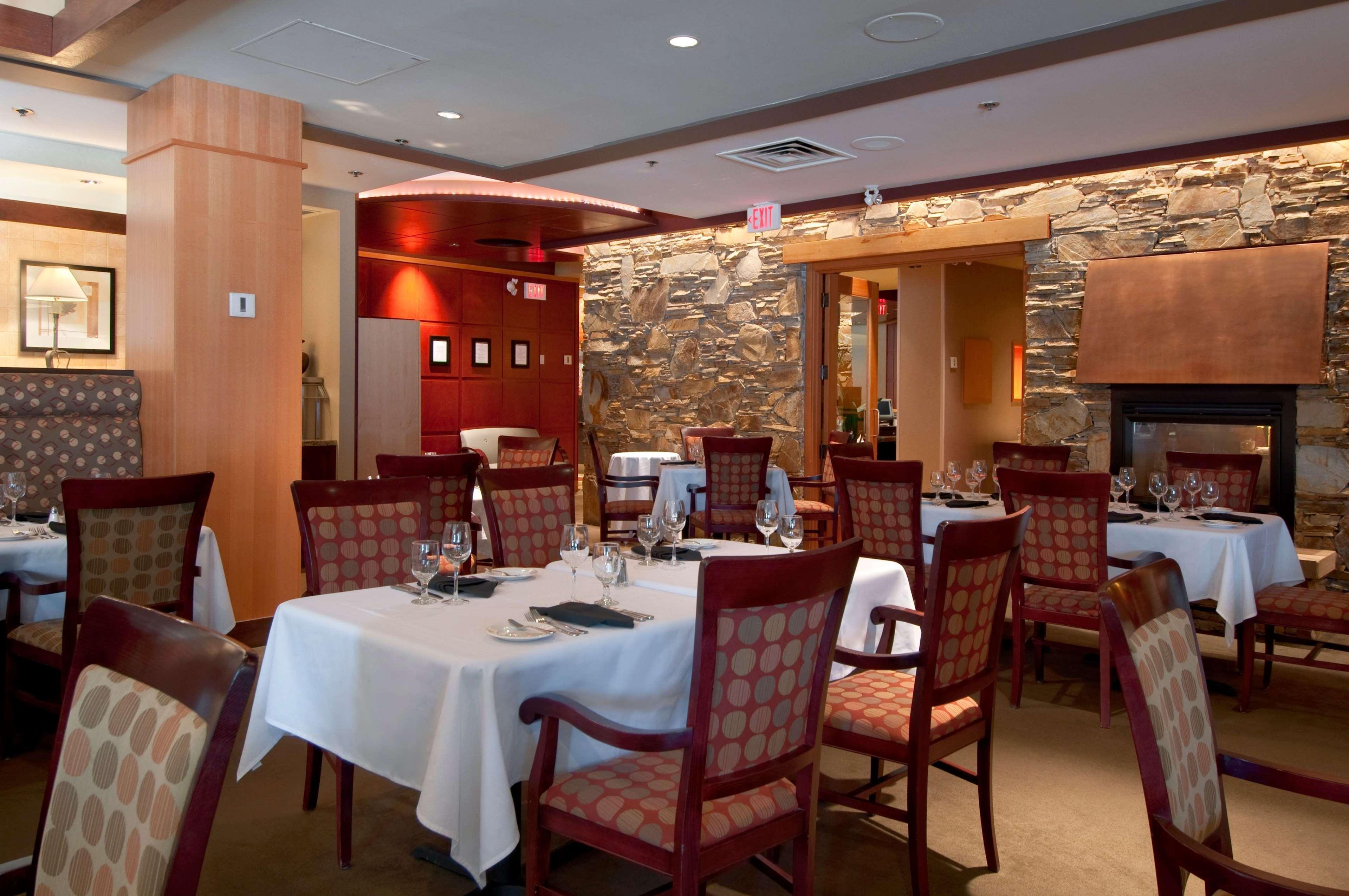 Hilton Whistler Resort & Spa Exterior foto
