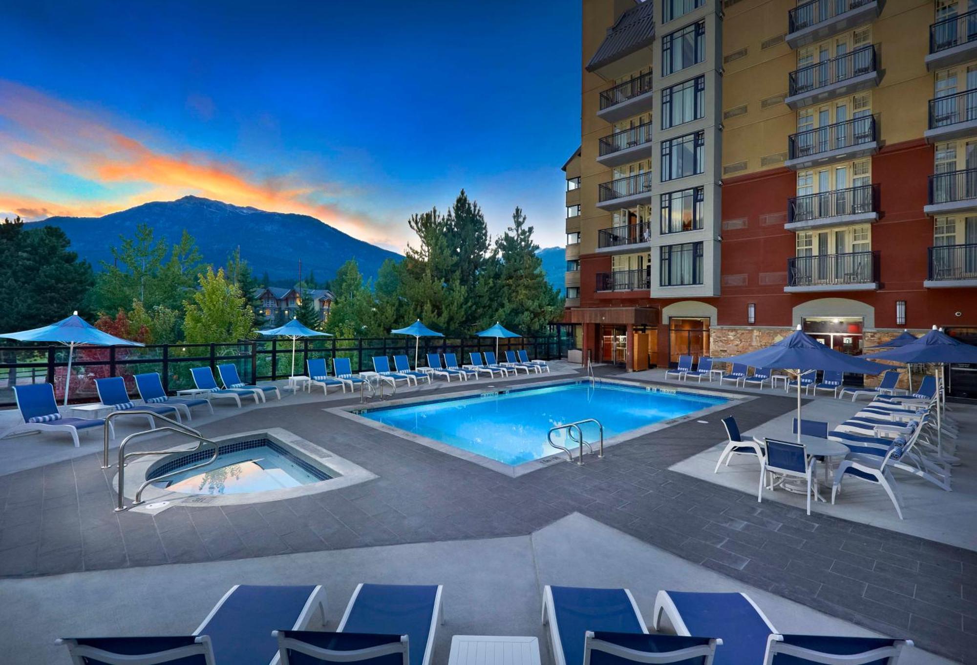 Hilton Whistler Resort & Spa Exterior foto