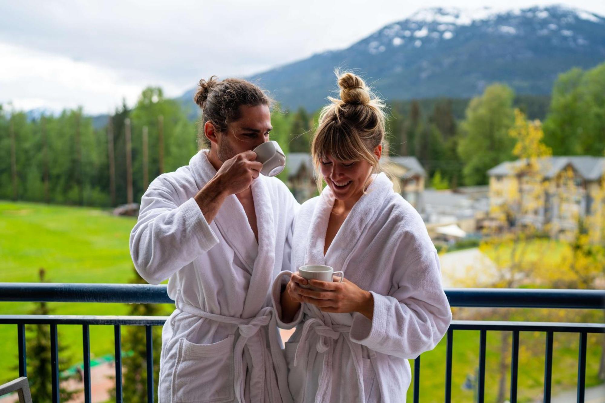 Hilton Whistler Resort & Spa Exterior foto