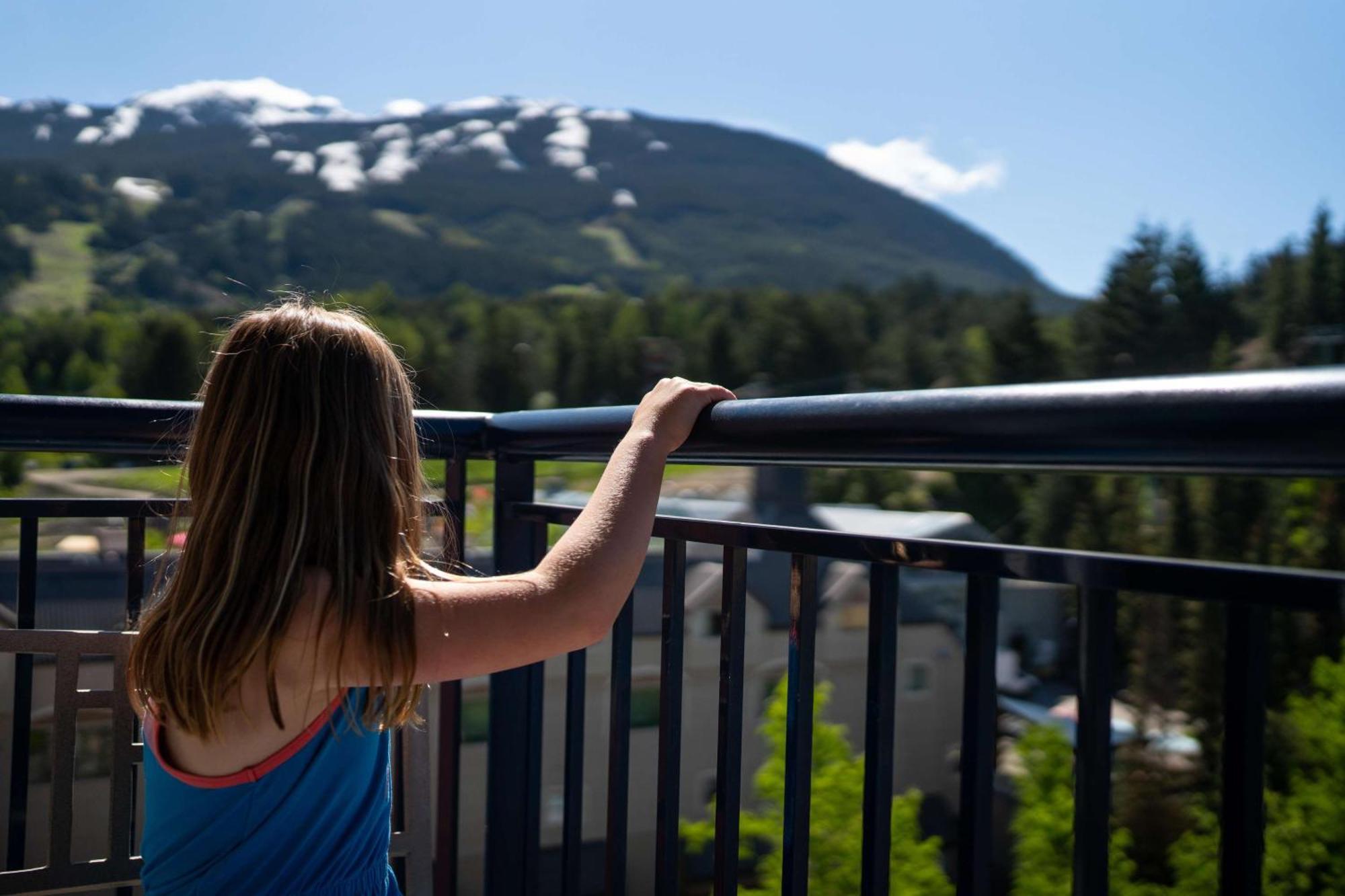 Hilton Whistler Resort & Spa Exterior foto