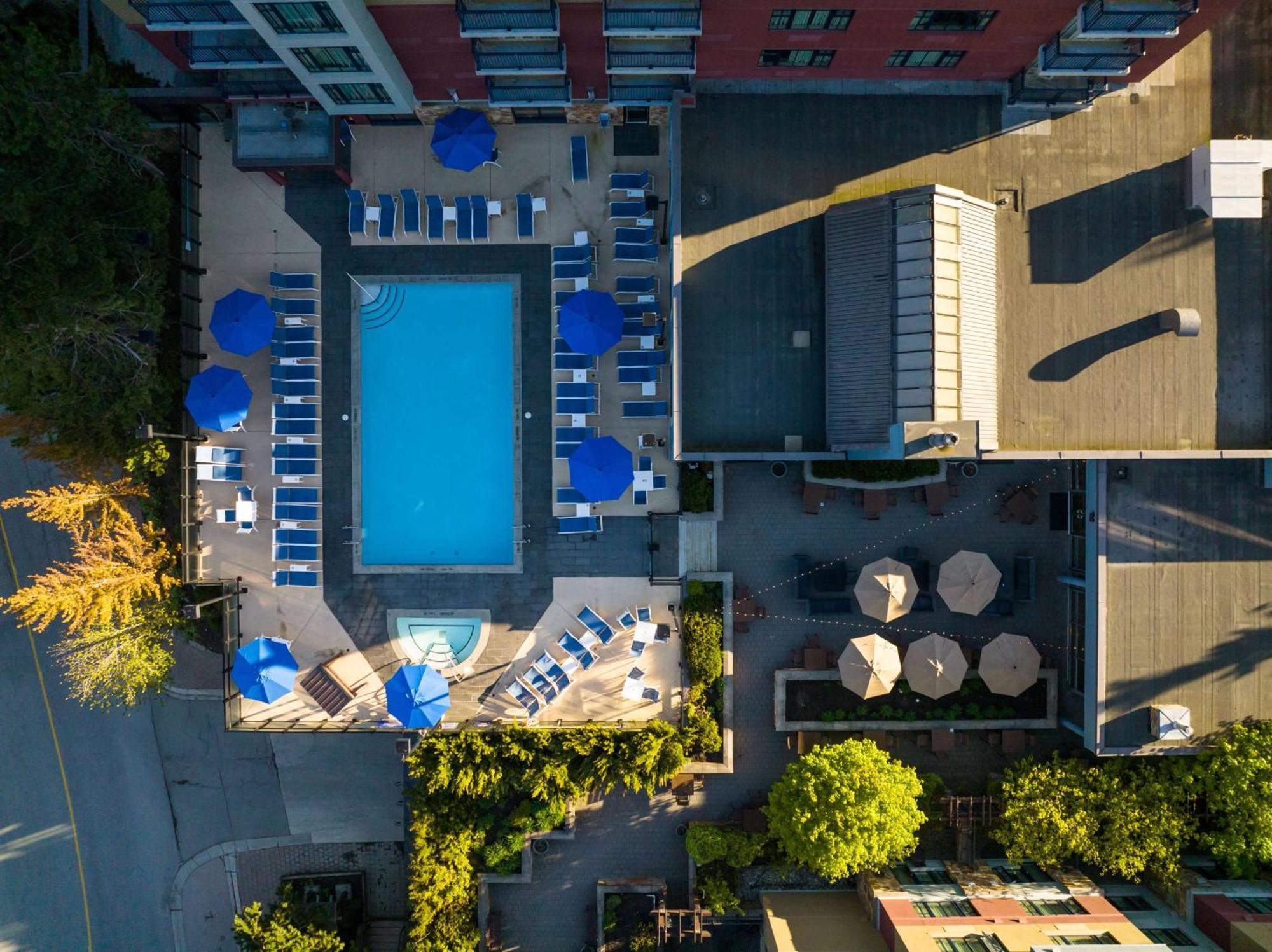 Hilton Whistler Resort & Spa Exterior foto
