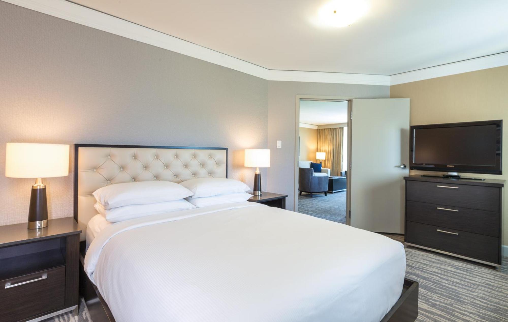 Hilton Whistler Resort & Spa Exterior foto